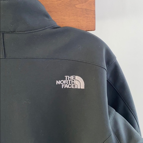 The North Face Apex Jacket - Picture 8 of 10